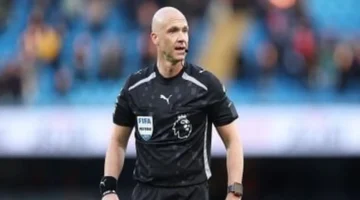 الجولة 22.. أنتوني تايلور حكم ديربي مانشستر الإنجليزي